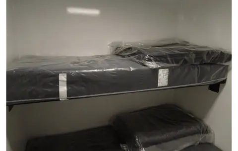 Crew trailer 320, bovenbed
