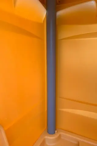 Focus goud, binnenkant met de ventilatiepijp