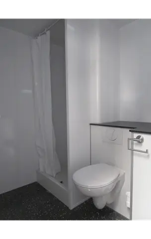 Mobiele badkamer GL2400, toilet en douche