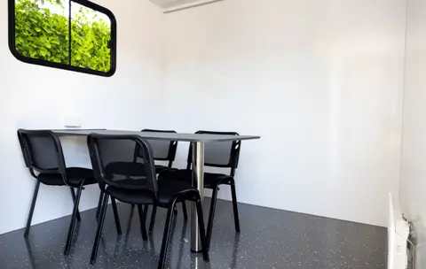 Schaftwagen GL4200 Solar, tafel