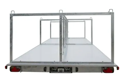 Express 12, achteraanzicht met metalen zijframes