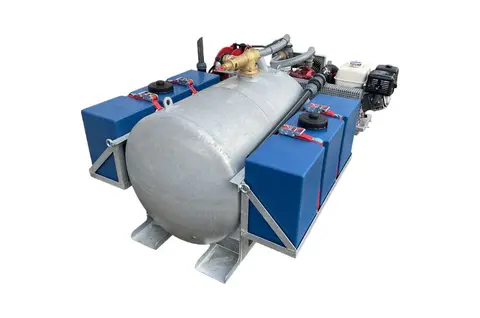 FLX 900 DS, verzinkte tank met blauwe tanks en leidingen