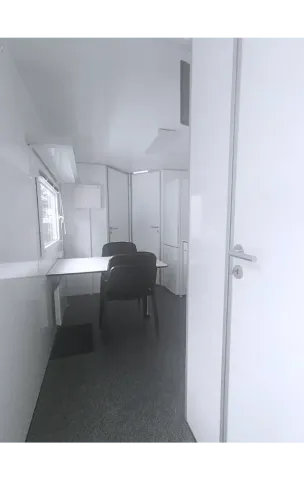 Mobiele woonunit 900 4A, tafel