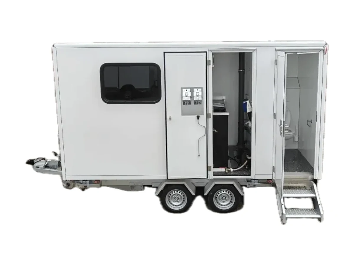 Schaftwagen met spoeltoilet