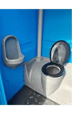 Toiletaanhanger, open deur met toilet en urinoir