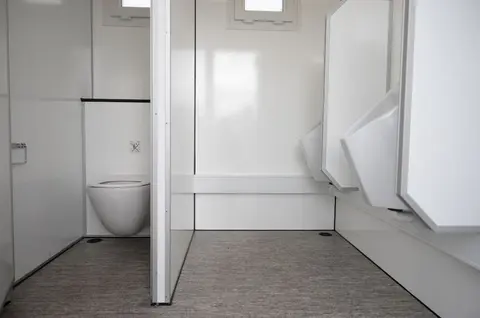 Vacuüm toiletwagen DL212, toilet en twee urinoirs