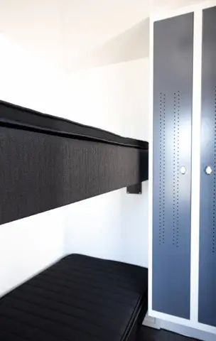 Mobiele woonunit DL732, bedden en kast