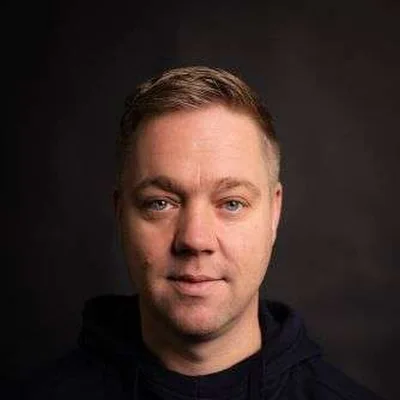 Sven (eigenaar, inkoop), Wagendepot